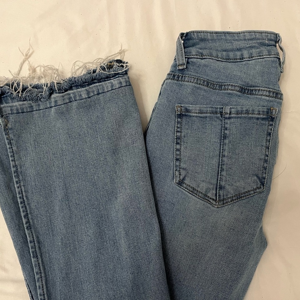 Women's Shyanne Blue Distressed Jeans